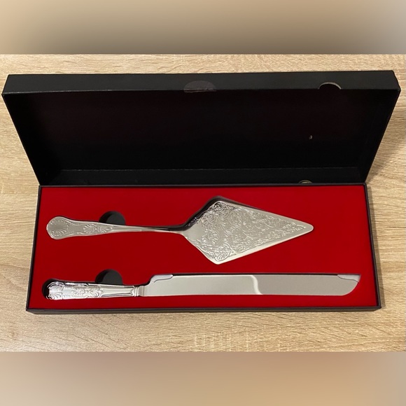 Orblue Wedding Cake Knife and Server Set - Premium, Beautifully Engraved Set - Picture 6 of 6